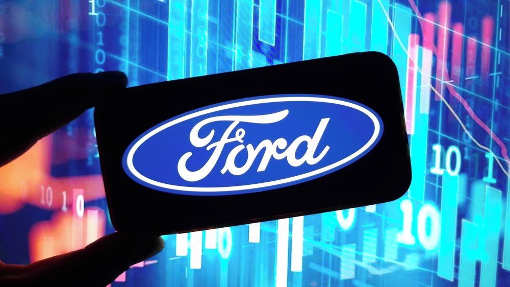 Po r U Dodavatele Fordu Ohro uje V robu Modelu F 150 A Zisky po-r-u-dodavatele-fordu-ohro-uje-v-robu-modelu-f-150-a-zisky